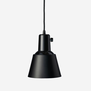 K831 Schwarz gepulvert Pendelleuchte