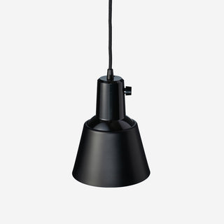 K831 Schwarz gepulvert Pendelleuchte