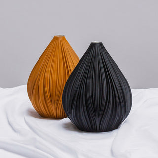 Fald 19 Vase Charcoal