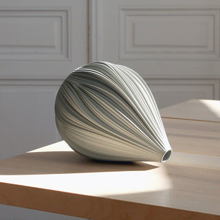 Fald 19 Vase College White