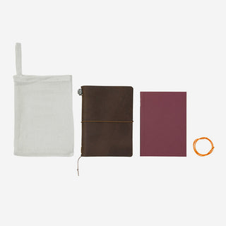 TRAVELER'S Notebook Passport Size Brown